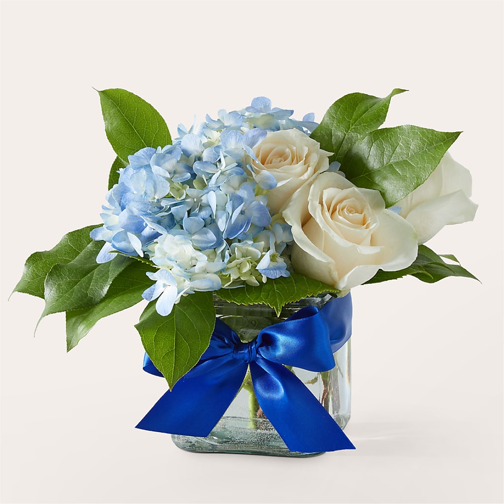 Sky Blue Delight Bouquet – The Eclectic Florist, Northwood NH