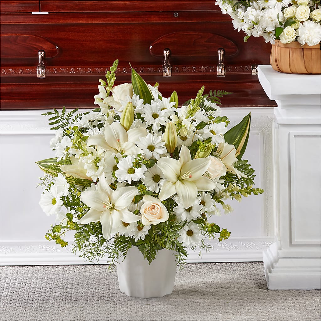 Thoughts of Tranquility Floor Basket – The Eclectic Florist, Northwood NH