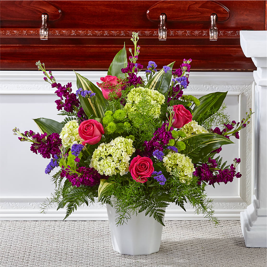 Beautiful Horizons Floor Basket – The Eclectic Florist, Northwood NH