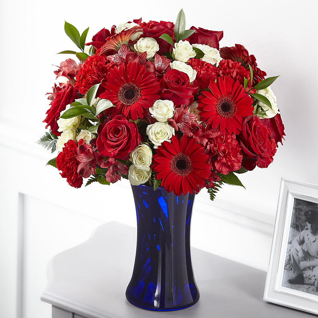 Hearts Embrace Bouquet – The Eclectic Florist, Northwood NH