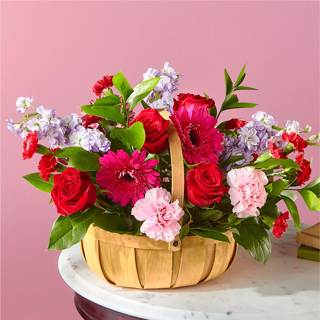 Pink Picnic Basket – The Eclectic Florist, Northwood NH