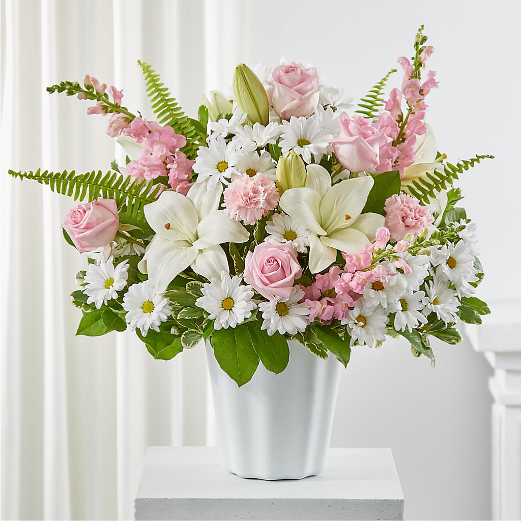 Soft Touch Tabletop Basket – The Eclectic Florist, Northwood NH