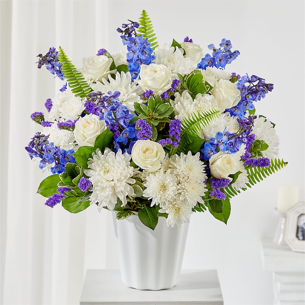 Hold Dear Tabletop Basket – The Eclectic Florist, Northwood NH