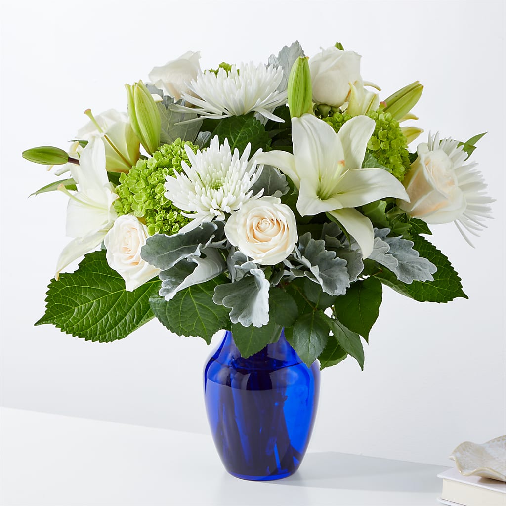 Snowy Dreams Bouquet – The Eclectic Florist, Northwood NH