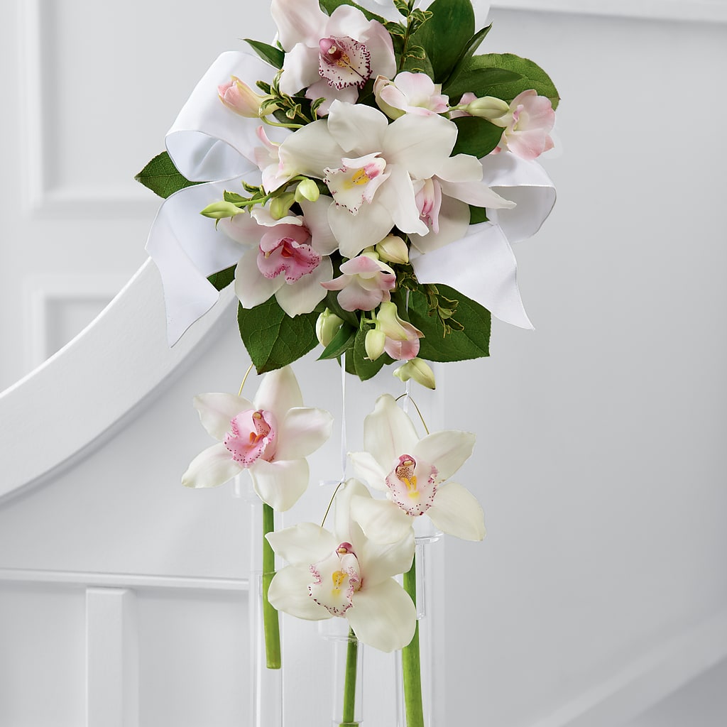 Perfect Entrance Pew Arrangement – The Eclectic Florist, Northwood NH