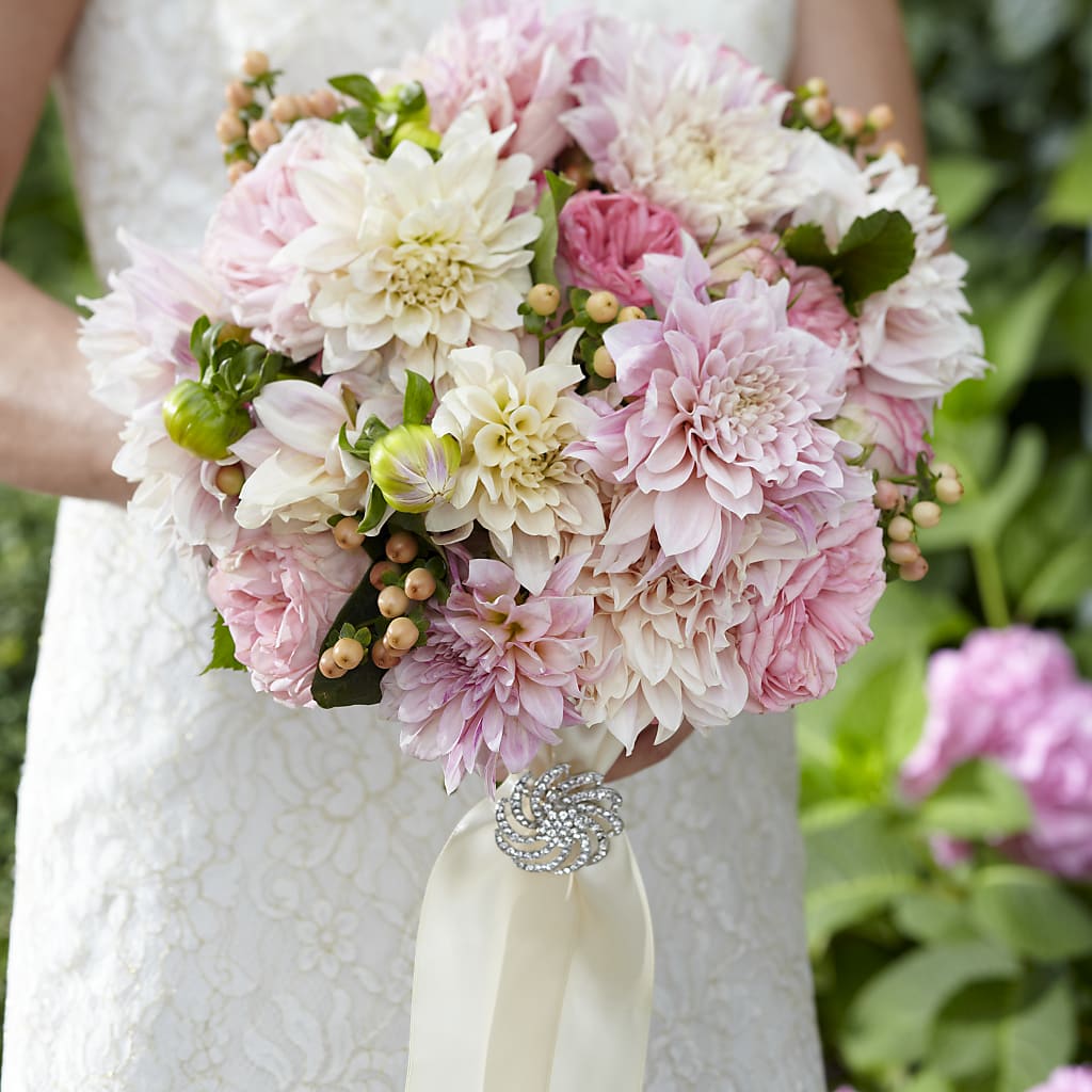 Heart's Promise Bouquet – The Eclectic Florist, Northwood NH