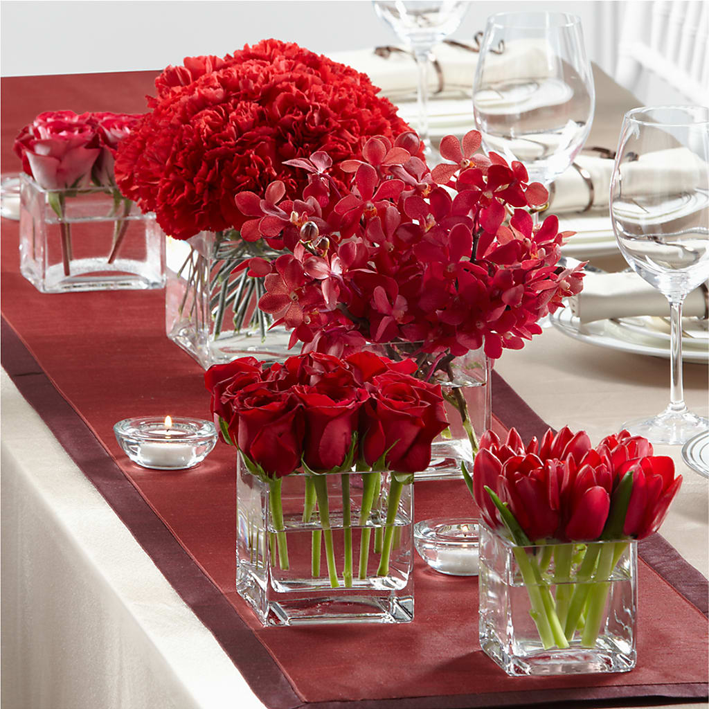 Modern Grace Centerpiece – The Eclectic Florist, Northwood NH