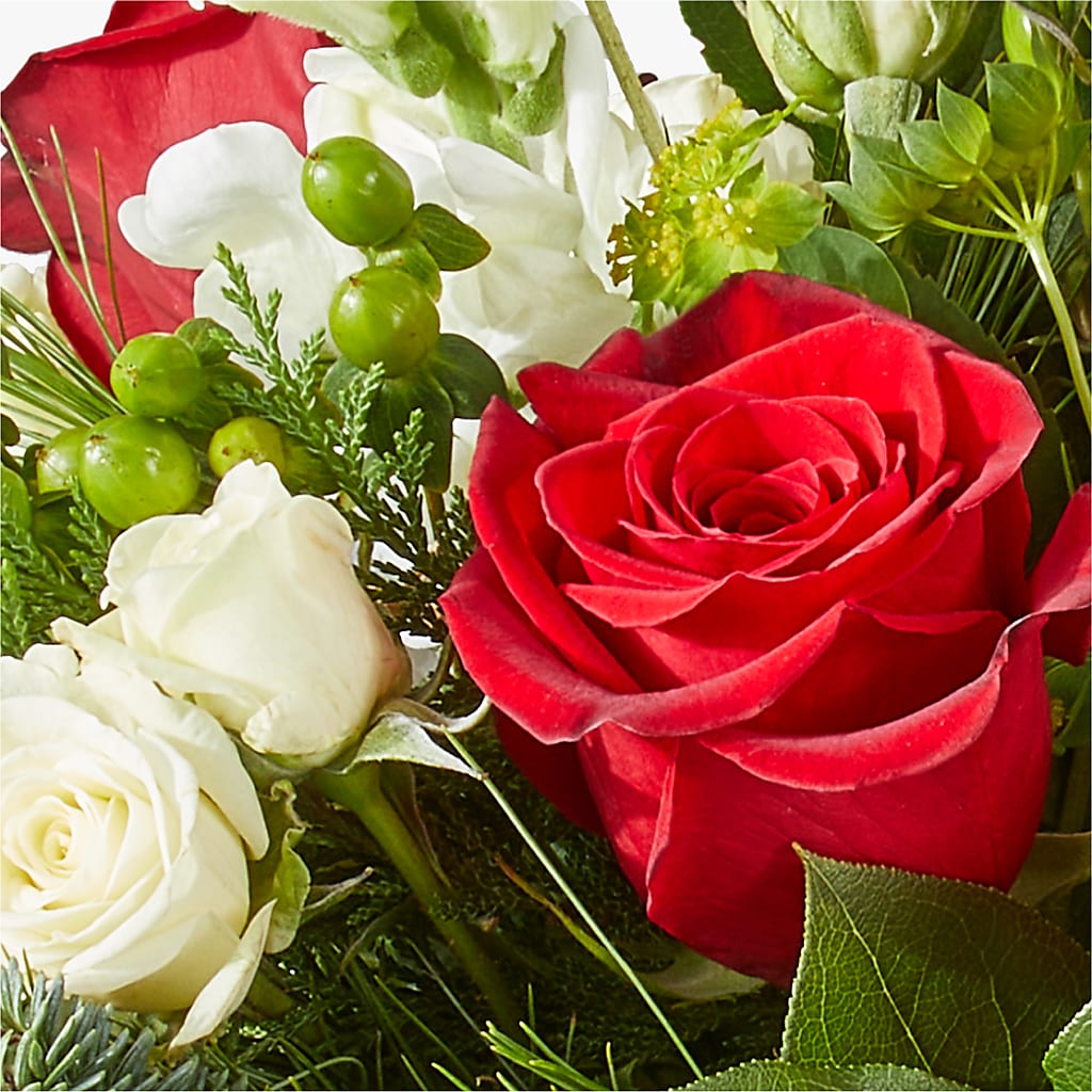 Deck the Halls Bouquet –  The Eclectic Florist, Northwood NH